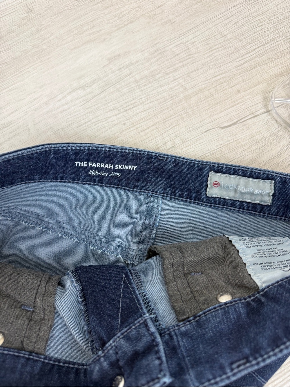 AG Adriano Goldschmied The Farrah Skinny Jeans Size 29R - Picture 7 of 12